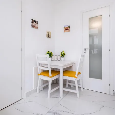 Monza Apartment-ultracentral Бухарест