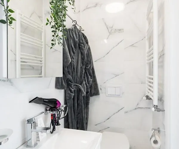 Daire Monza Apartment-ultracentral *