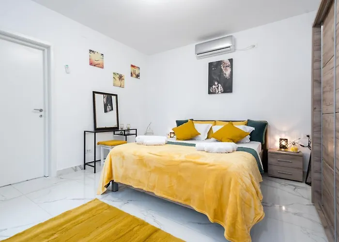 Monza Apartment-ultracentral Апартаменти